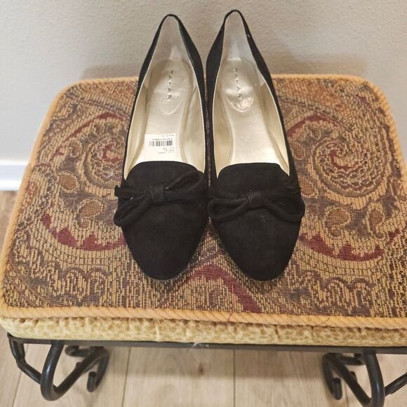NWT Tahari Black Harlow Bow Flats Size 9 - Picture 9 of 11